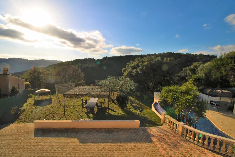 � vendre  Maison Peymeinade (06530)