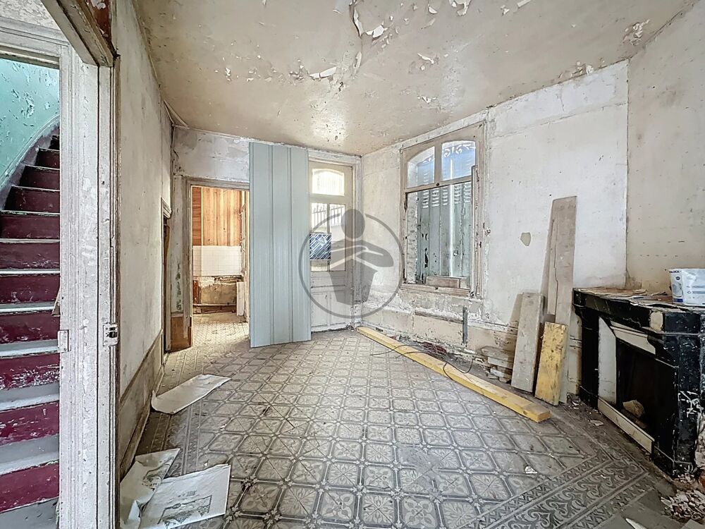Maison de ville à rénover ou diviser