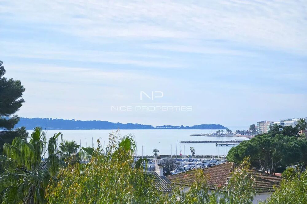 Vente Appartement CANNES, quartier Palm Beach, APPARTEMENT 4 PIÈCES Cannes