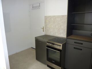  Appartement à louer 2 pièces 32 m²