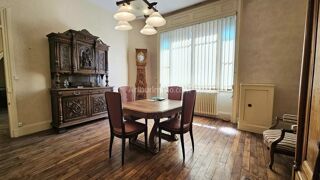  Immeuble à vendre 9 pièces 302 m²