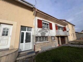  Immeuble à vendre 213 m²