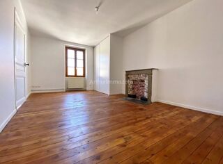  Appartement à louer 3 pièces 75 m²