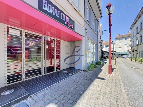 Local commercial Jeux vid&eacute;o 1500 38300 Bourgoin-jallieu