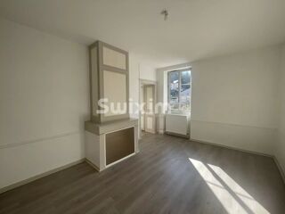  Appartement à louer 5 pièces 132 m²
