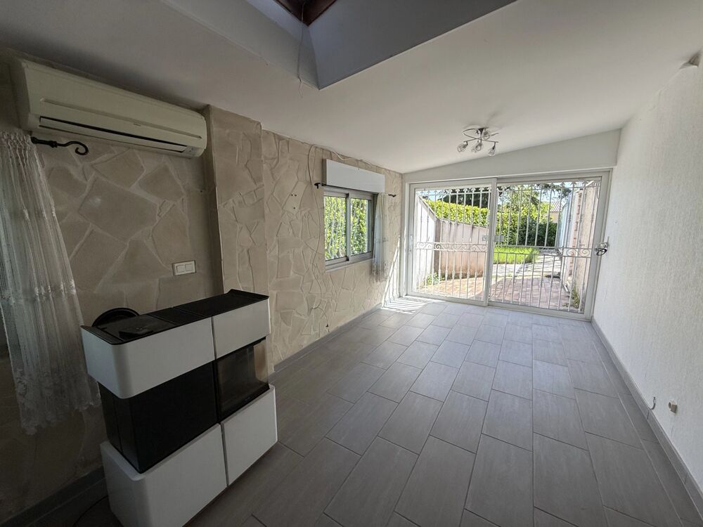Villa 6 pièces de 145 m² à Sauzet avec piscine