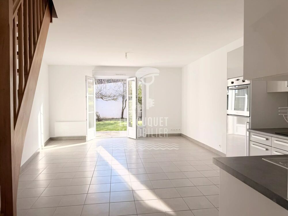 À 1,5 km de la plage  Maison avec jardin et terrasse plein sud