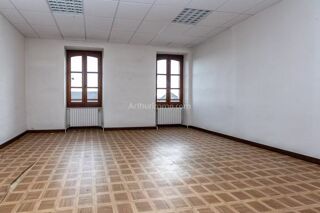  Immeuble � vendre 11 pi�ces 329 m�