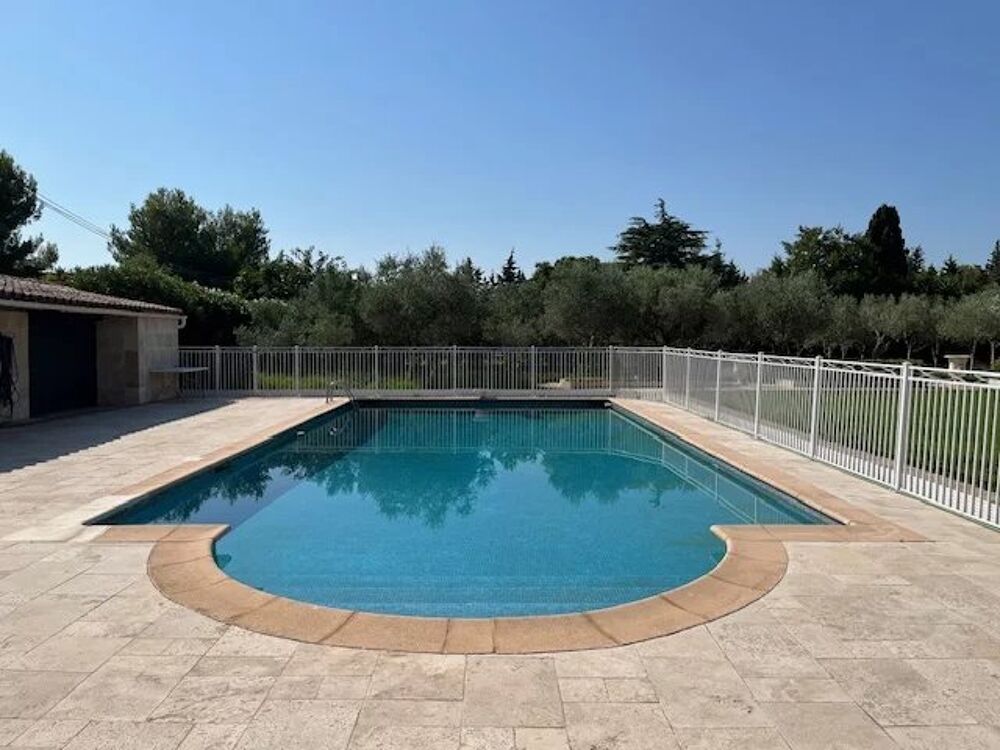 Maison Contemporaine avec piscine - Campagne Arlésienne