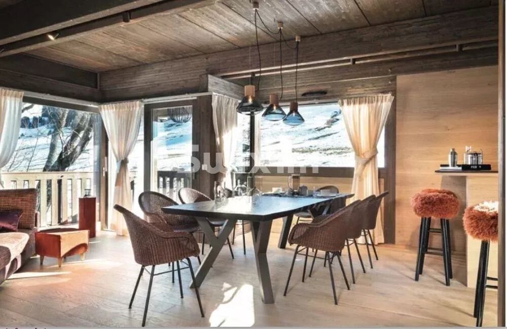 Demi chalet à vendre ski aux pieds à Megève.