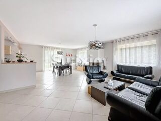  Maison � vendre 7 pi�ces 294 m�