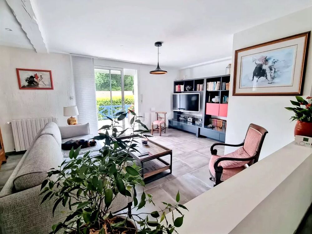 � vendre  Maison Saint-Pierre-d'Irube (64990)