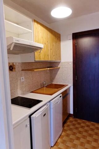 Location Appartement F1 de 25m² avec cave et parking Juan-les-pins