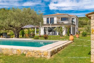  Villa  vendre 5 pices 221 m