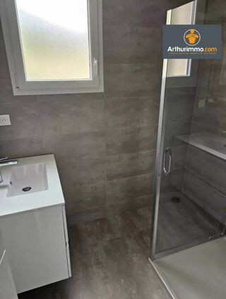  Appartement à louer 3 pièces 52 m²