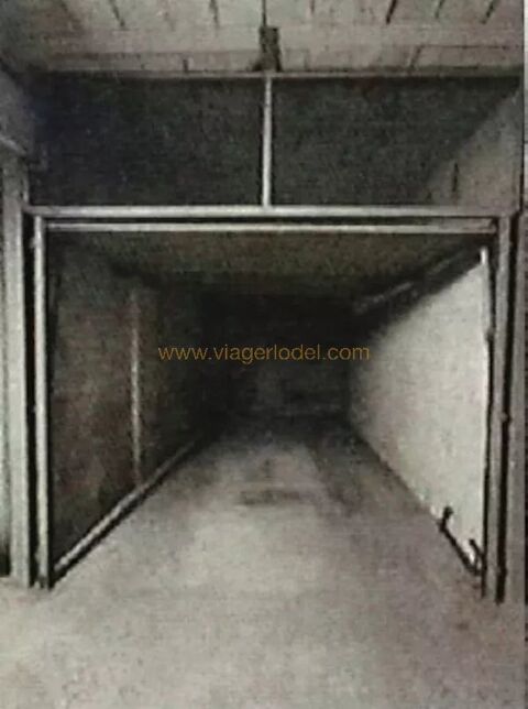  Parking / Garage  louer 13 m
