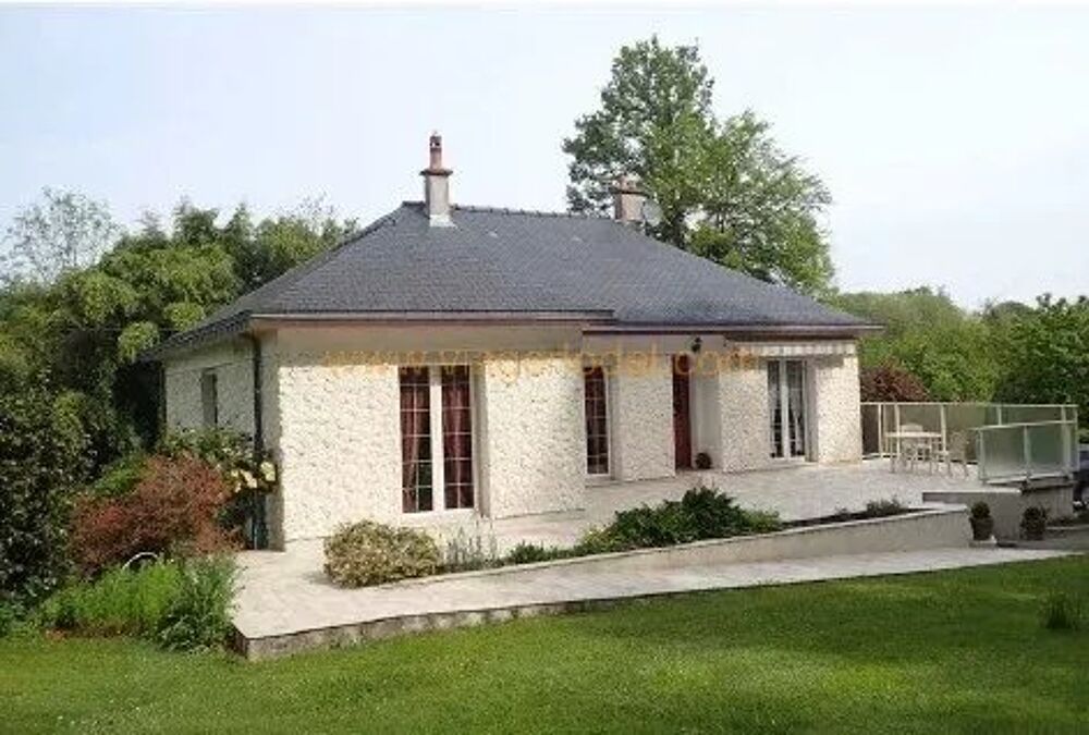 Réf. annonce : 9939.M - VIAGER OCCUPE - PORT BRILLET (53)