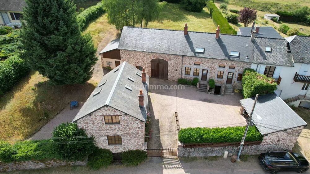 PARC DU MORVAN, MOUX-EN-MORVAN; Bel ensemble immobilier.