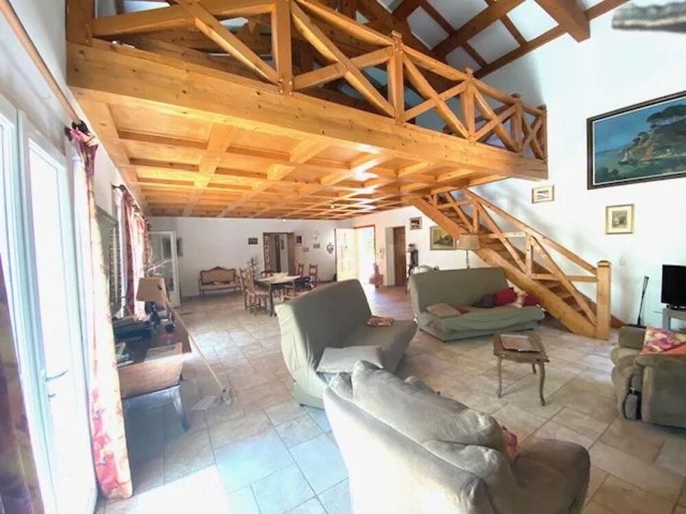  vendre  Maison Sollis-Pont (83210)