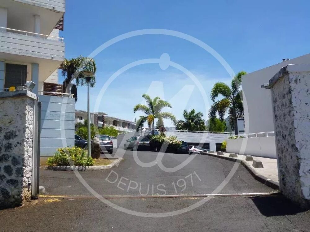 À VENDRE : STUDIO AUX ABYMES - 110 000 euros