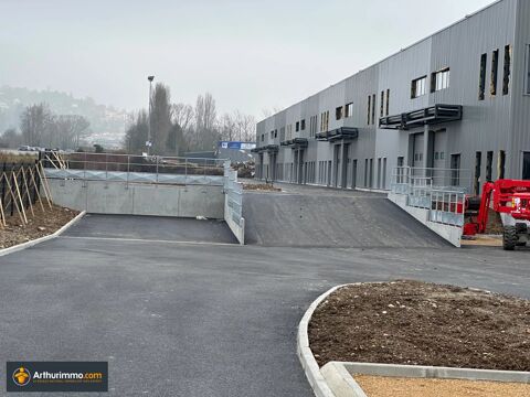 Opportunité: A louer local d'Activité à Bourgoin-Jallieu 225m2 1630 38300 Bourgoin-jallieu