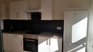  Appartement à louer 3 pièces 68 m²