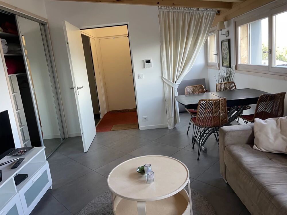 Location Appartement F1 Meublé mansardé 2ème étage + Place Parking couvert - PASSY Passy