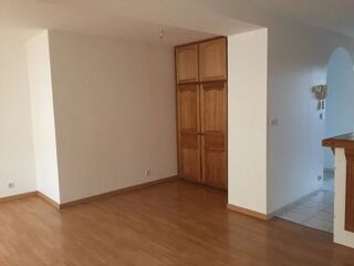  Appartement à louer 2 pièces 56 m²
