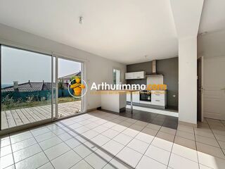  Maison  vendre 4 pices 90 m