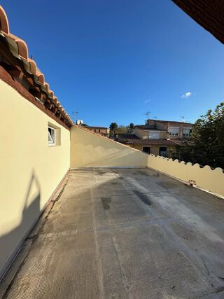  Immeuble � vendre 12 pi�ces 210 m�