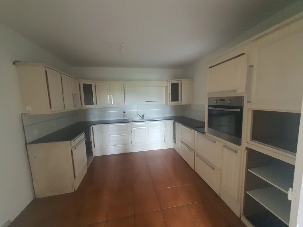 Location Maison Maison -6 pièces- 180 m² La bretagne