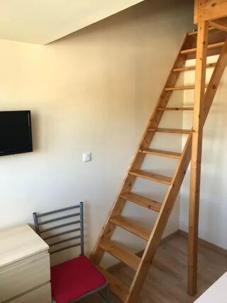  Appartement à louer 1 pièce 17 m²