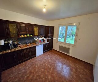Vente Maison Maison lumineuse de 171 m² avec jardin à Mazeray Saint-jean-d'angély