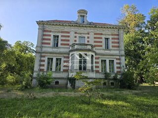  Maison à vendre 15 + pièces 365 m²
