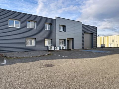 Local commercial 2290 38300 Bourgoin-jallieu