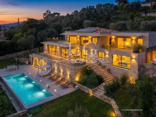  Maison � vendre 8 pi�ces 389 m�