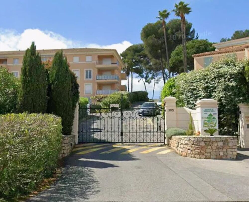 Location Parking/Garage Location garage Biot