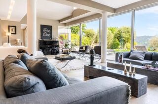  Villa à vendre 8 pièces 300 m²