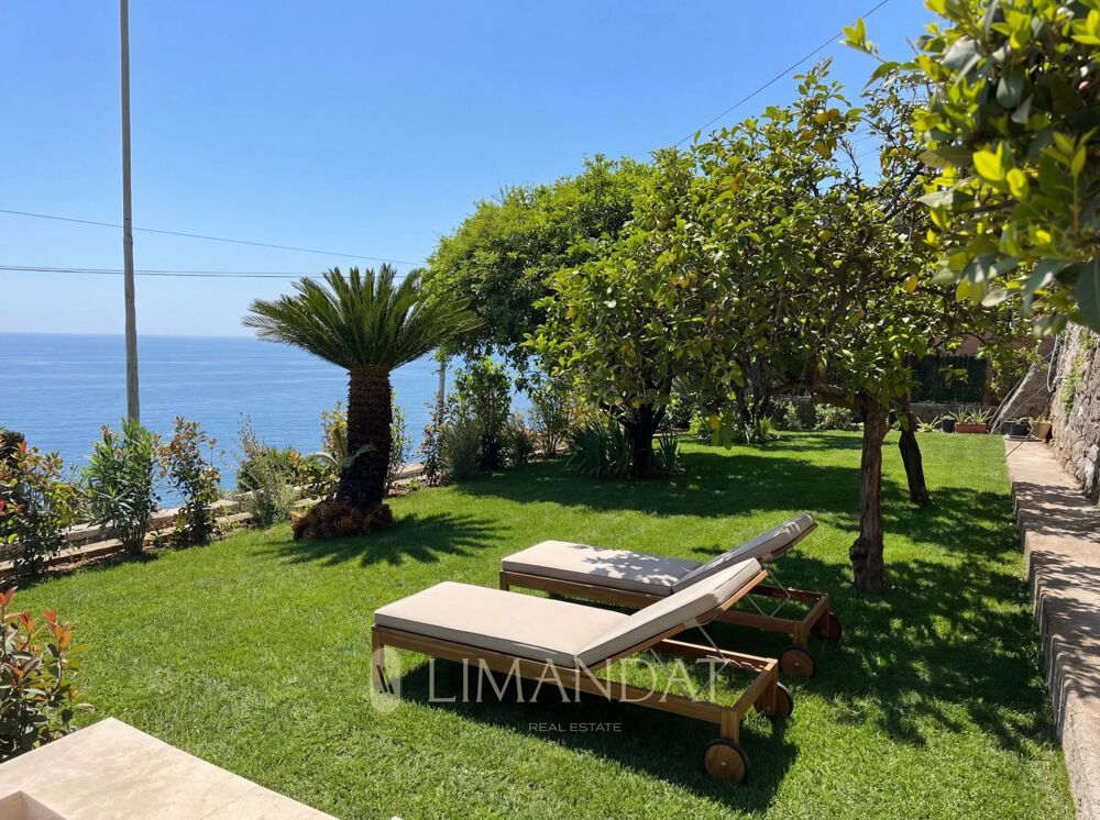 � vendre  Maison Roquebrune-Cap-Martin (06190)