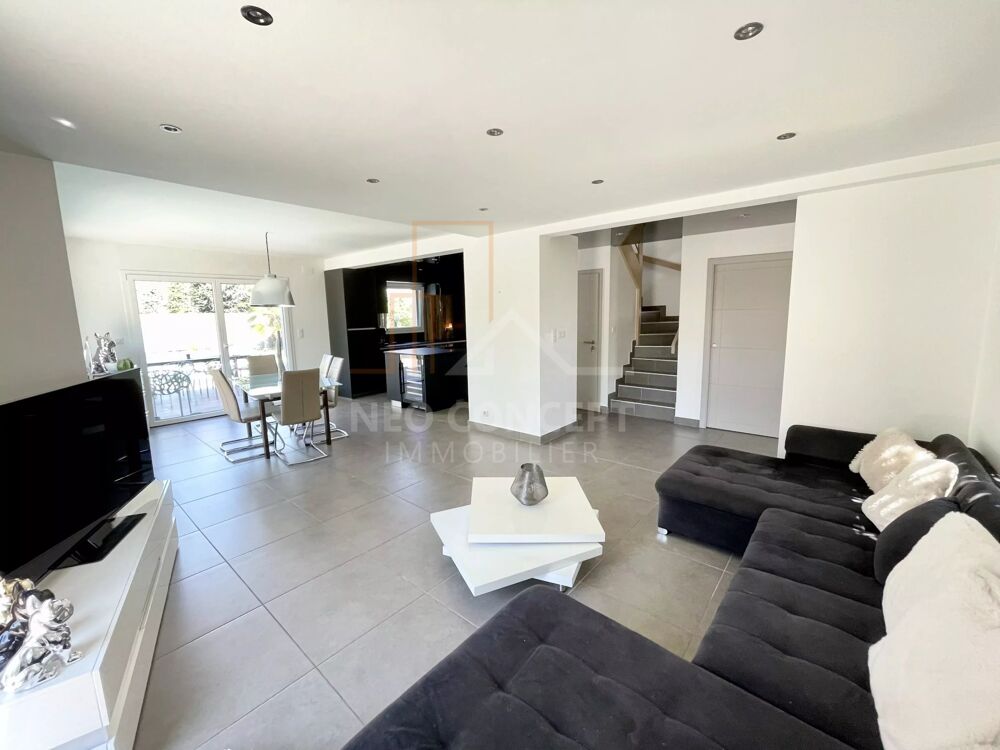 Belle maison de type 4/5 pièces de 129,80 m² habitables à HAGUEN