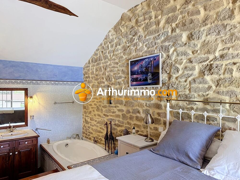 à vendre  Maison Crémieu (38460)