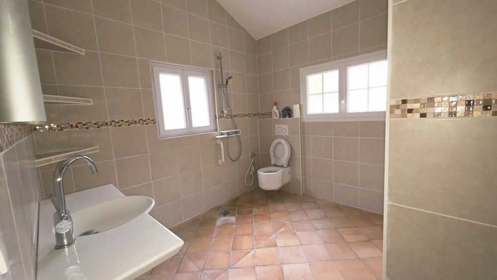 � vendre  Villa Saint-Nazaire-sur-Charente (17780)