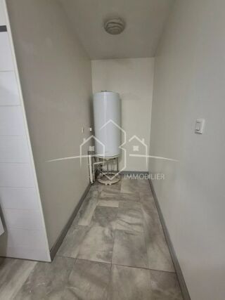  Immeuble � vendre 9 pi�ces 176 m�