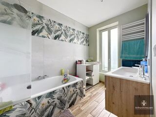  Maison  vendre 9 pices 400 m