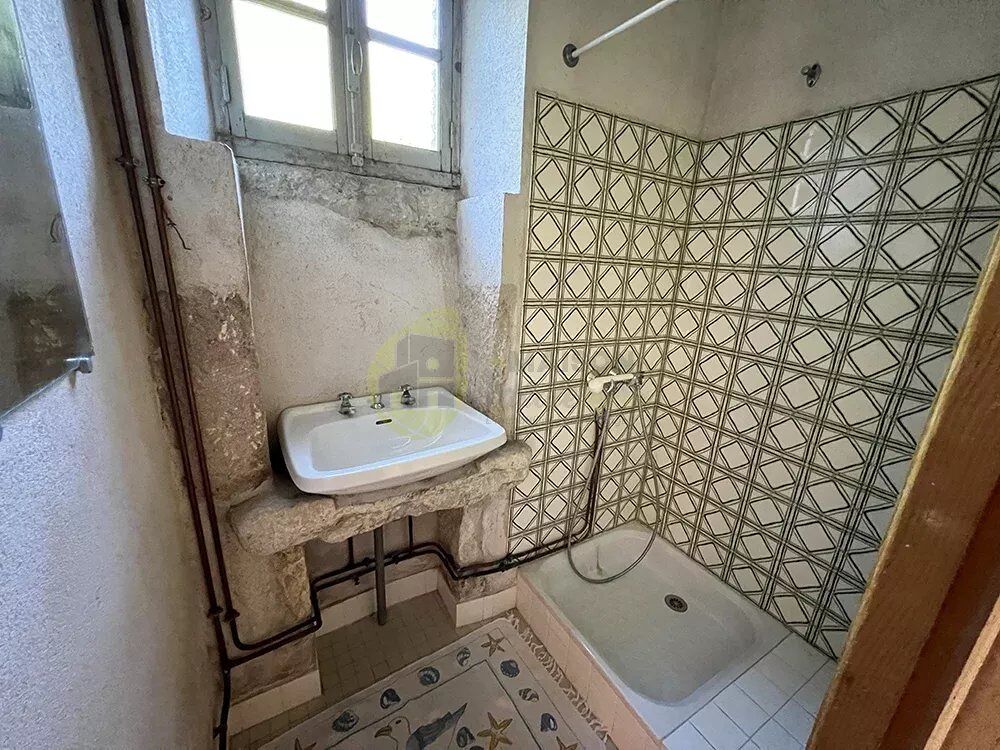 Neuvy, 7 pièces, 3 chambres, 155m2, près de 4 hectares, idéal ch