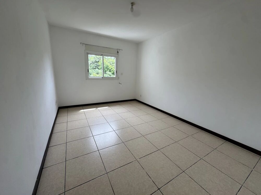 Location Appartement SH 4607 : APPARTEMENT F3 en DUPLEX de 81 m²  AU CENTRE VILLE TAM Le tampon