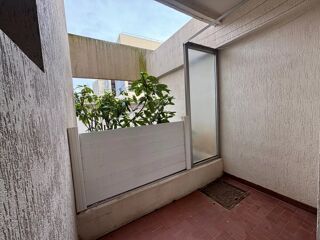  Appartement à louer 3 pièces 90 m²