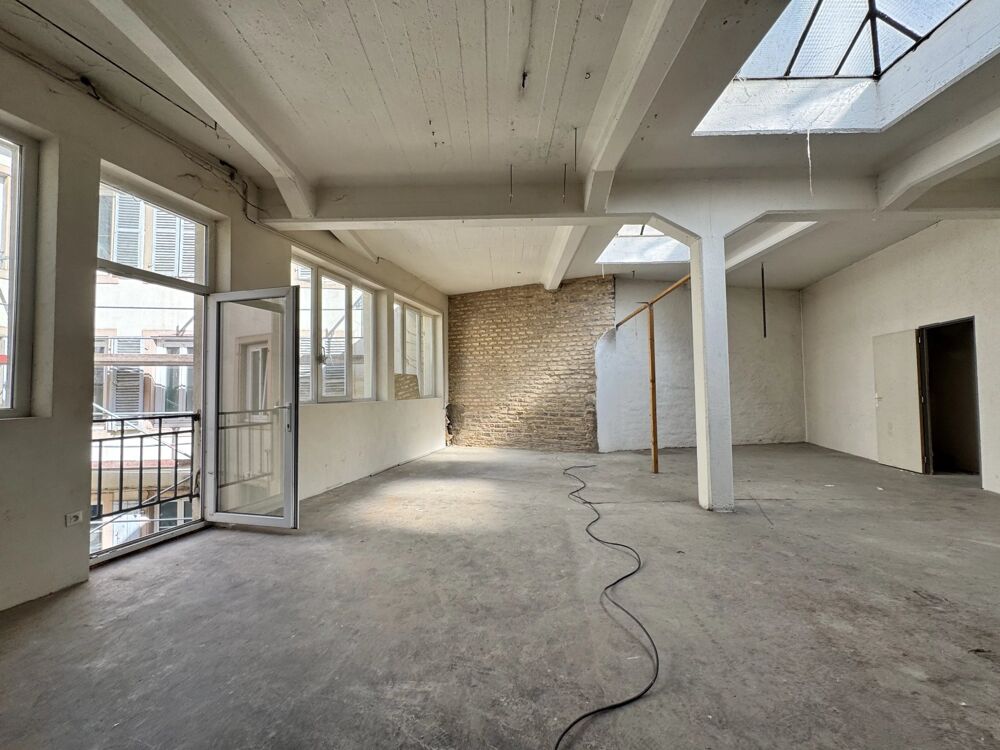 Strasbourg Halles, plateau 5 pièces de 184,40m2 à rénover