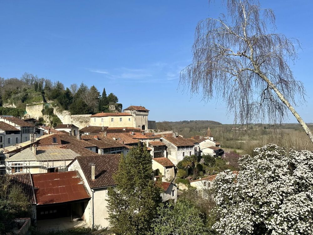 Vente Maison Maison de caractre avec vue panoramique dans un beau village cl Aubeterre-sur-dronne