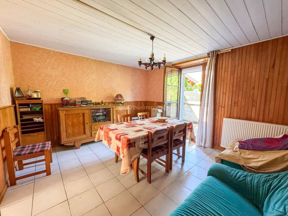 À vendre  Maison à rénover à Bussières-lès-Belmont